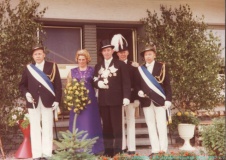 1974_75_huelshoff_boeddecker_01_festschrift_20130907_1384472527